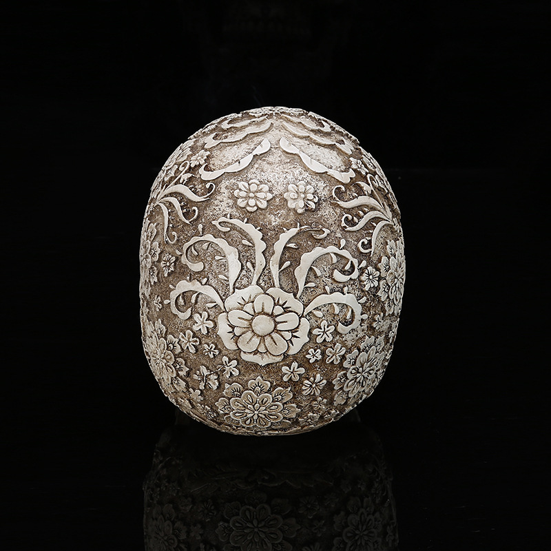 Carved Resin Skull Statue - Image 3