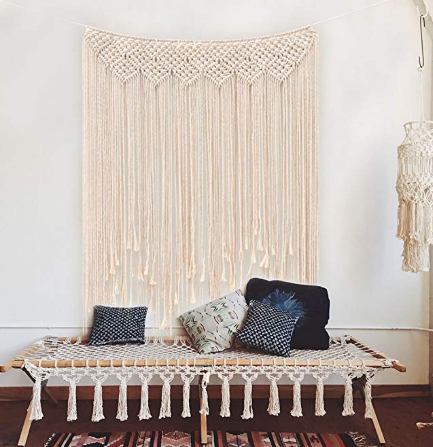 Boho Macrame Wall Hanging Tapestry, Nordic Hand-Woven Cotton Rope Wall Décor for Bedroom & Living Room